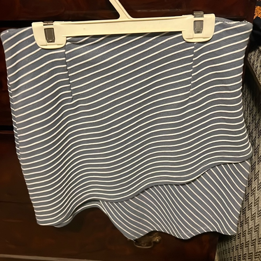 Asymmetrical mini skirt